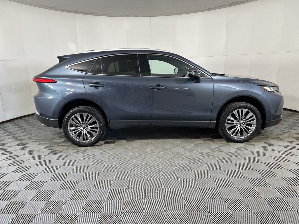 2023 Toyota Venza XLE