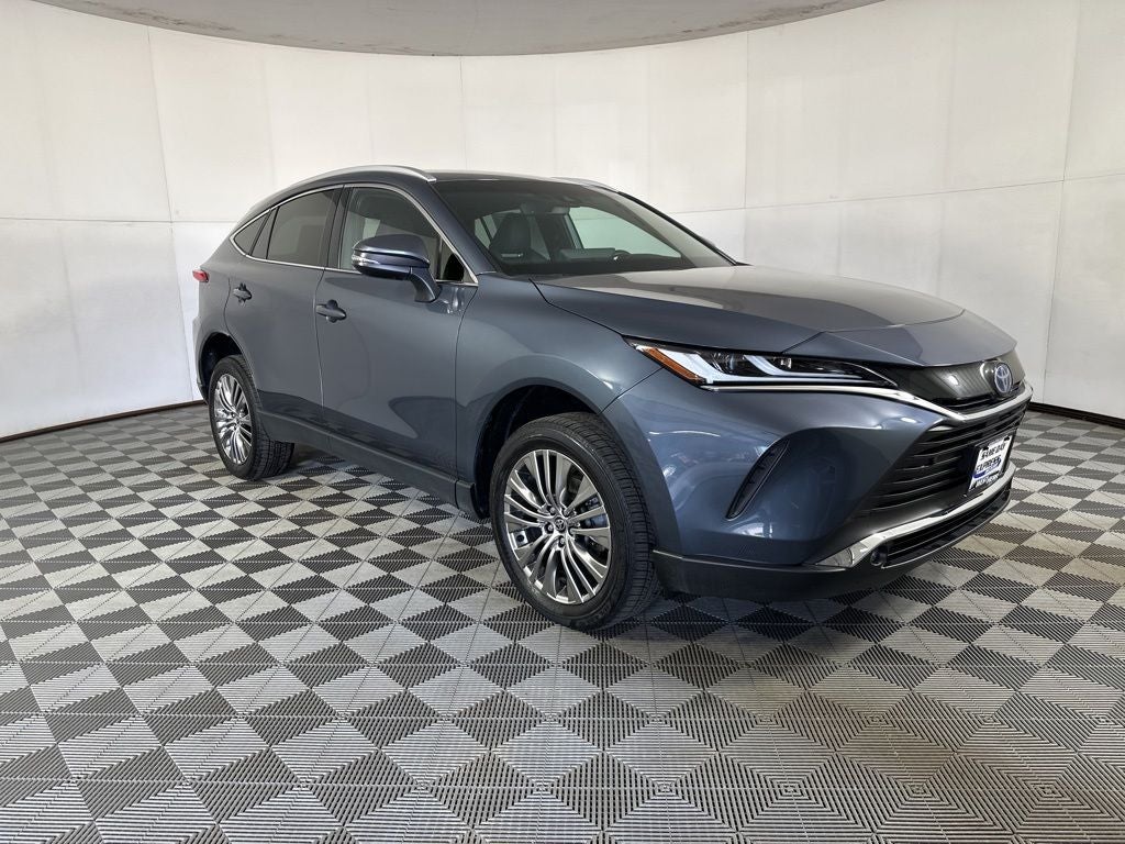 2023 Toyota Venza XLE