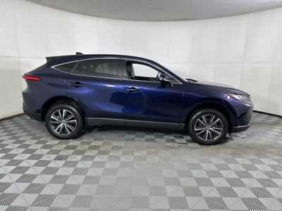 2023 Toyota Venza LE