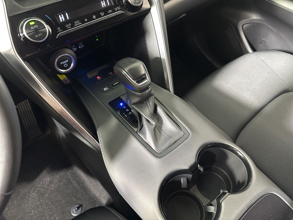 2023 Toyota Venza LE