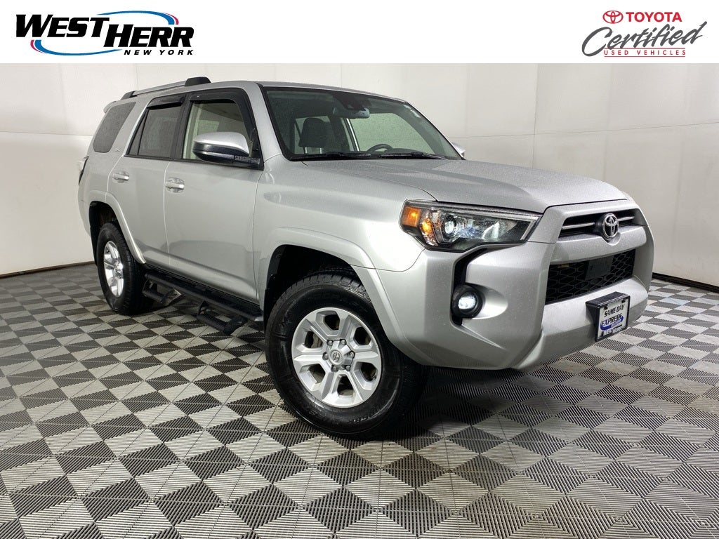 2022 Toyota 4Runner SR5