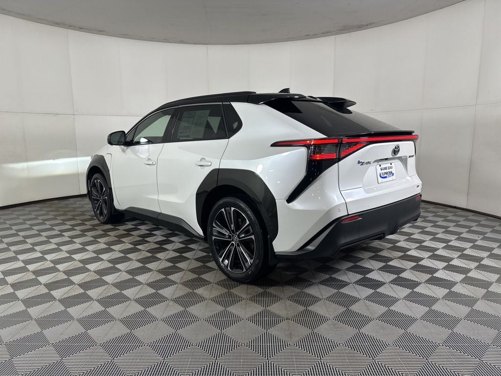 2023 Toyota bZ4X XLE