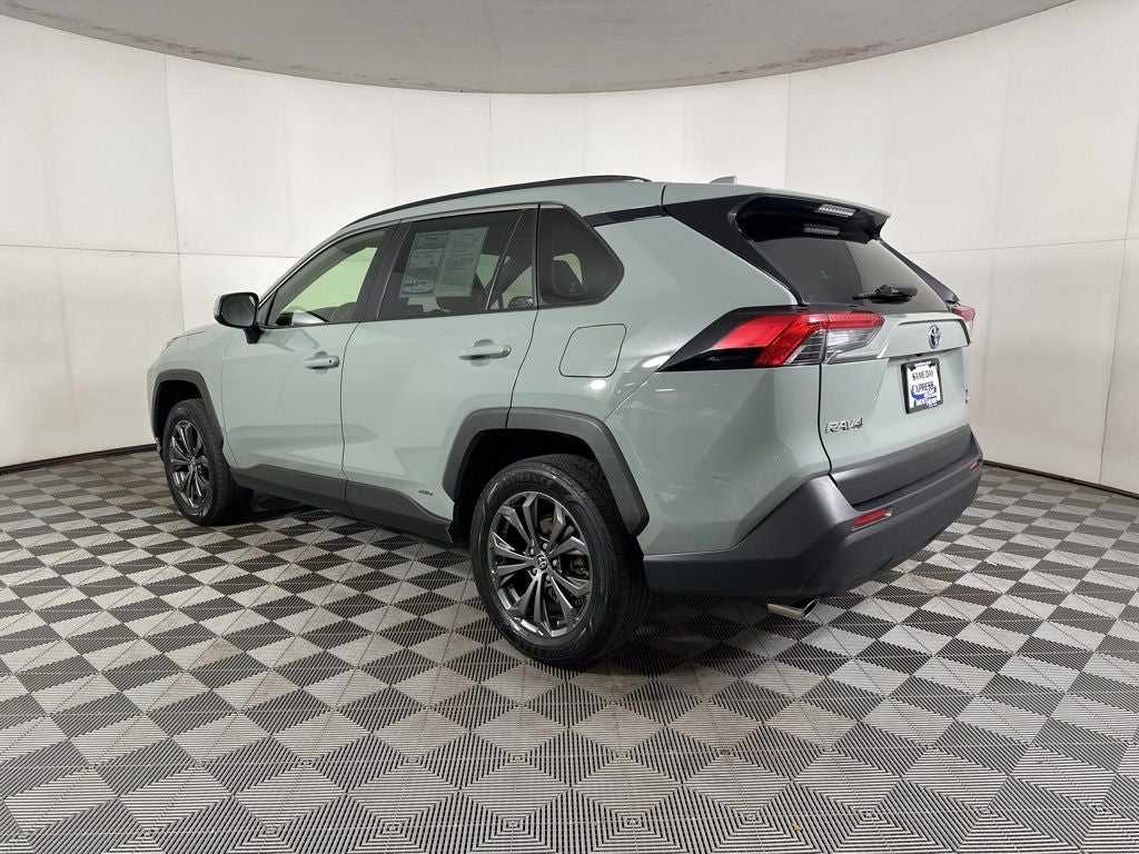 2022 Toyota RAV4 Hybrid XLE Premium