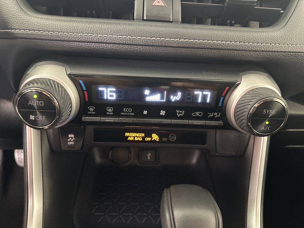 2020 Toyota RAV4 Hybrid LE