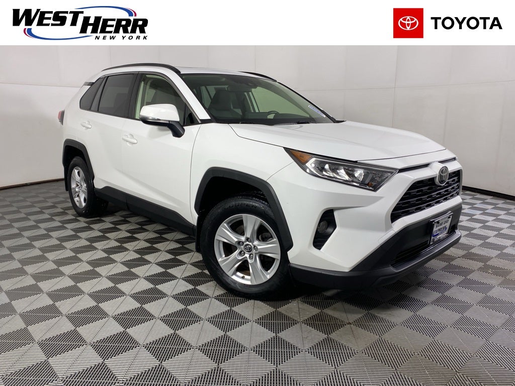 2019 Toyota RAV4 XLE