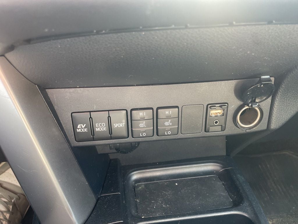 2018 Toyota RAV4 Hybrid XLE
