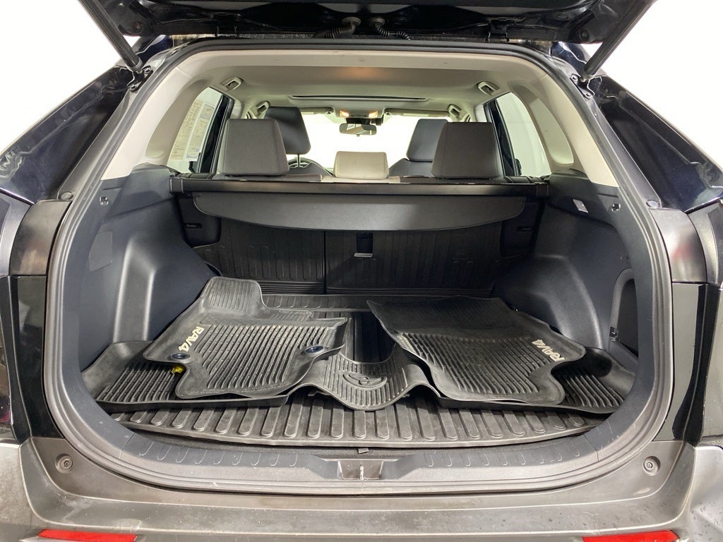 2019 Toyota RAV4 Hybrid XLE