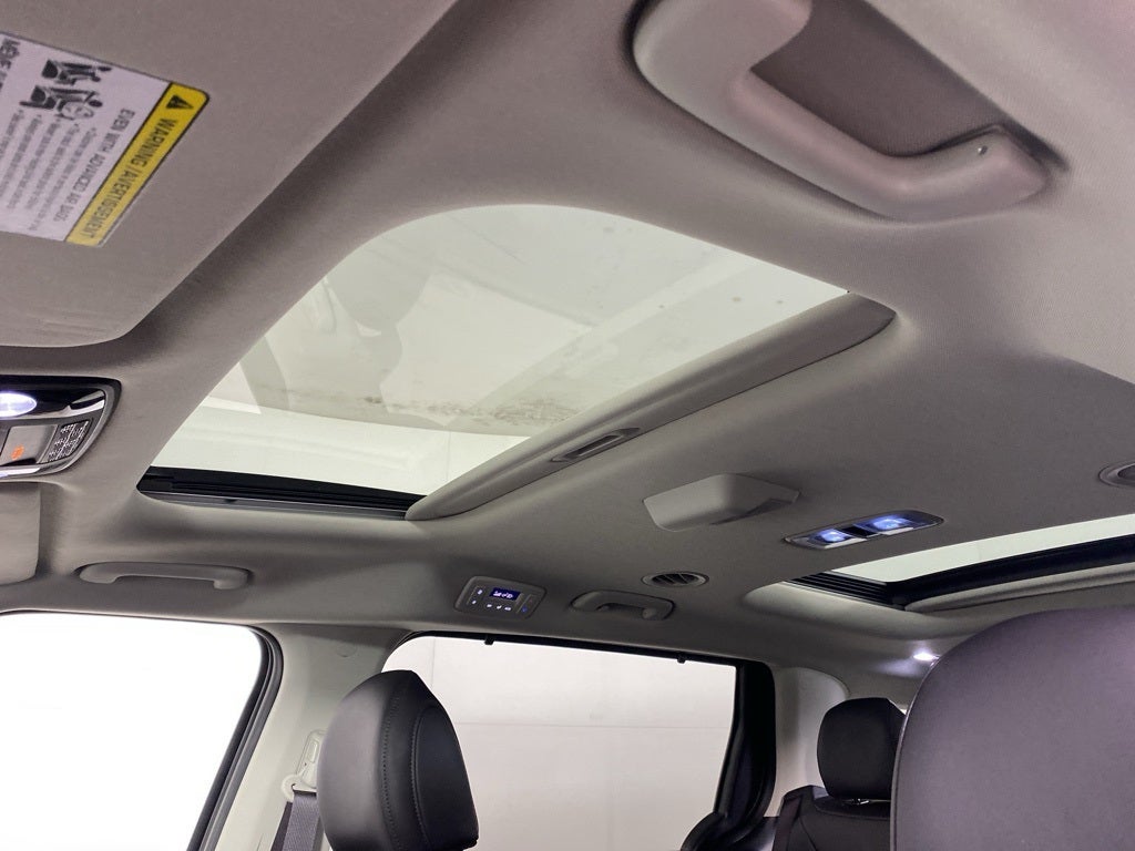 2025 Kia Carnival Hybrid SX