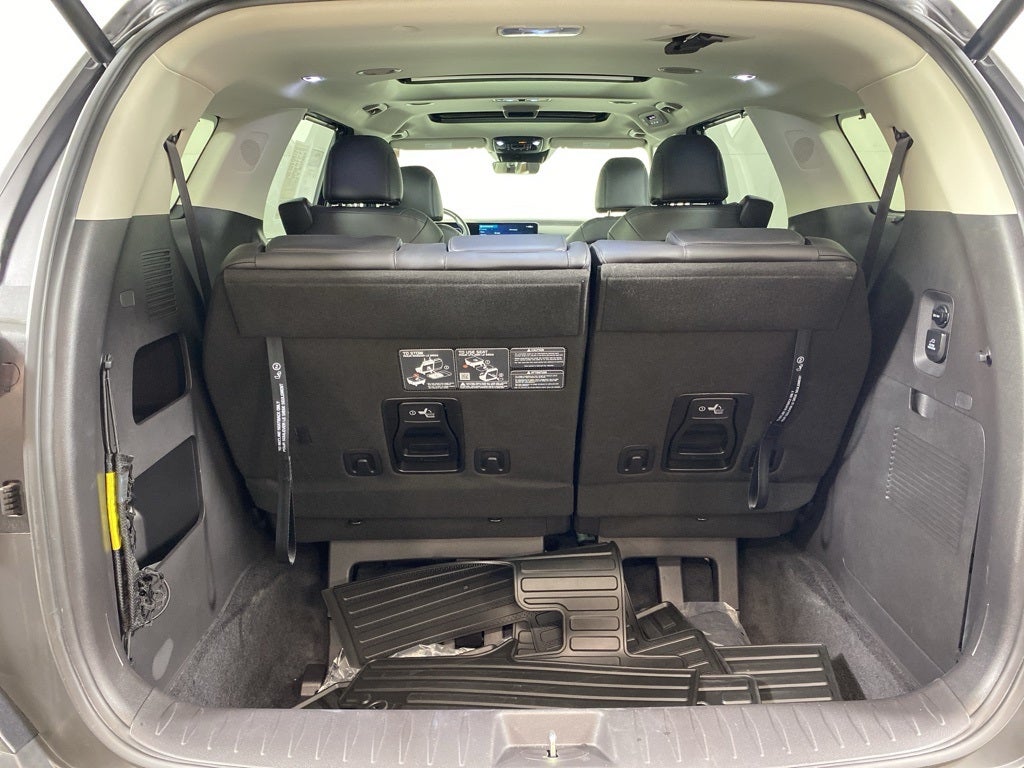 2025 Kia Carnival Hybrid SX