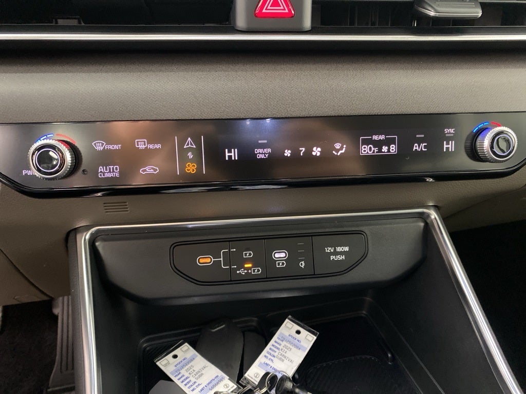 2025 Kia Carnival Hybrid SX