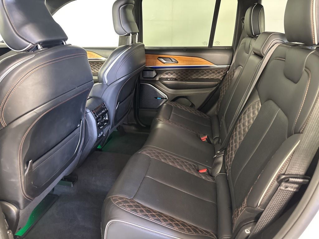 2023 Jeep Grand Cherokee Summit Reserve
