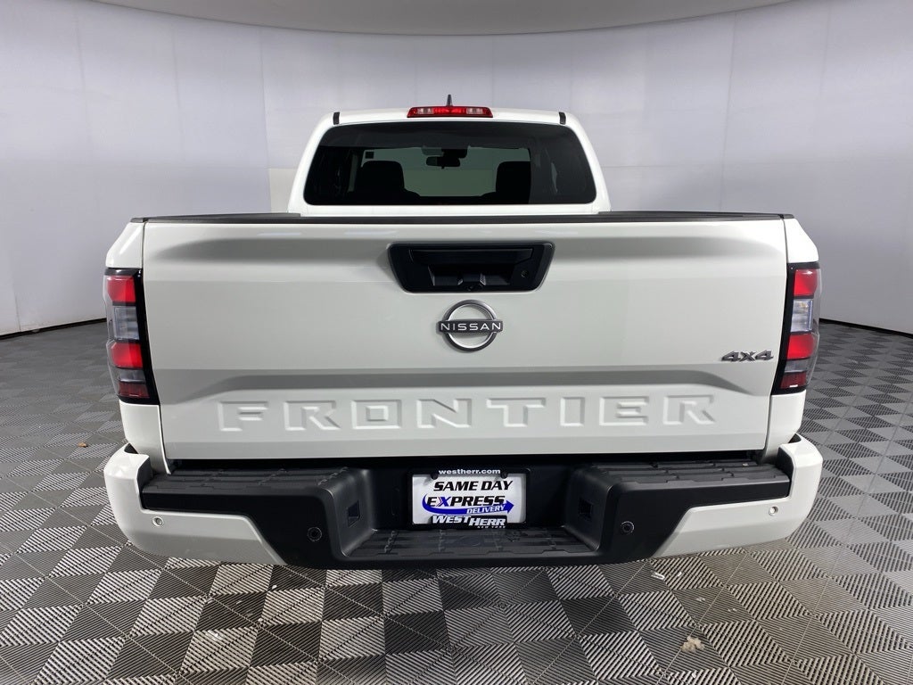 2025 Nissan Frontier SV