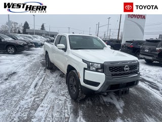 2025 Nissan Frontier SV