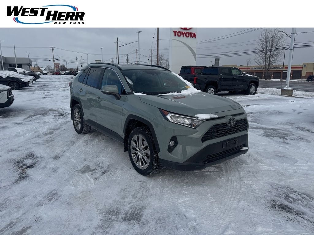 2019 Toyota RAV4 XLE Premium