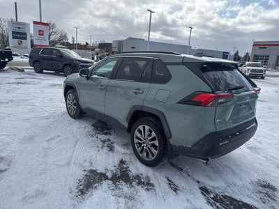 2019 Toyota RAV4 XLE Premium