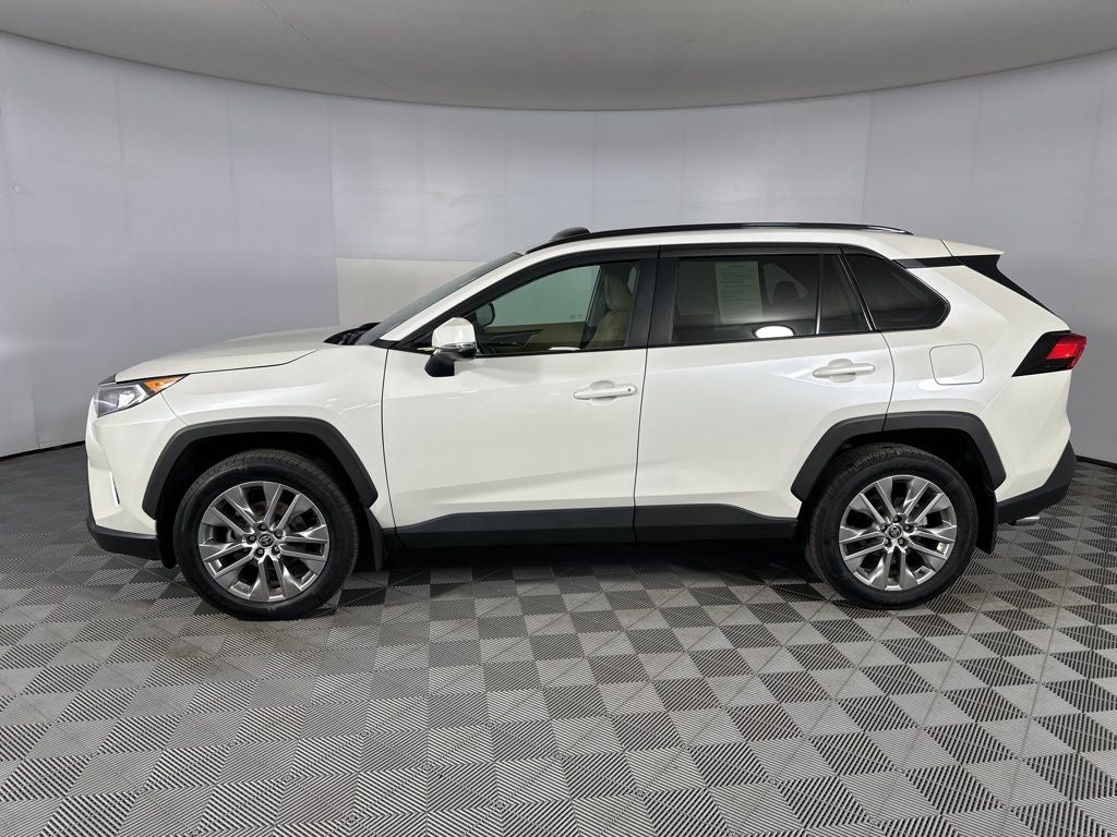 2021 Toyota RAV4 XLE Premium