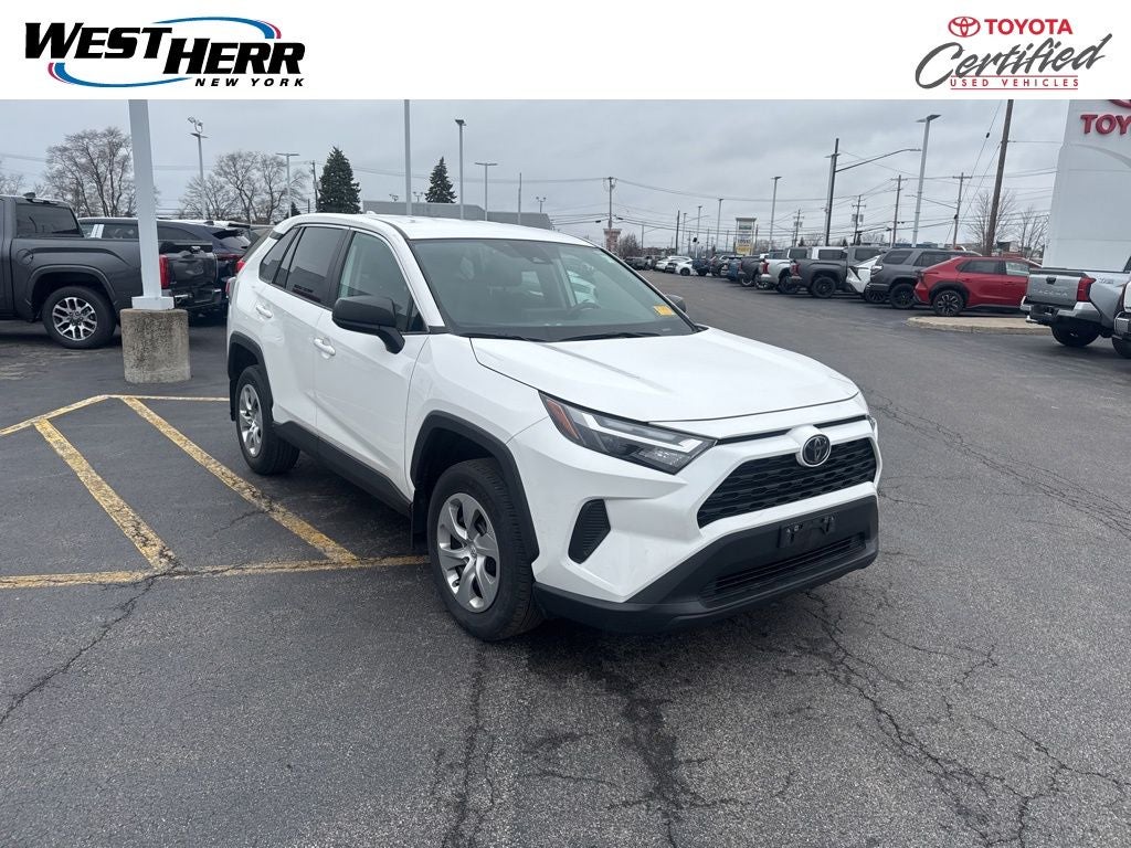 2023 Toyota RAV4 LE