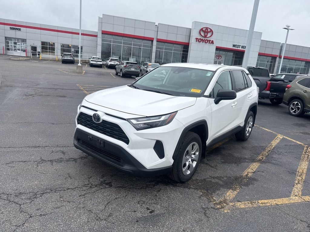 2023 Toyota RAV4 LE