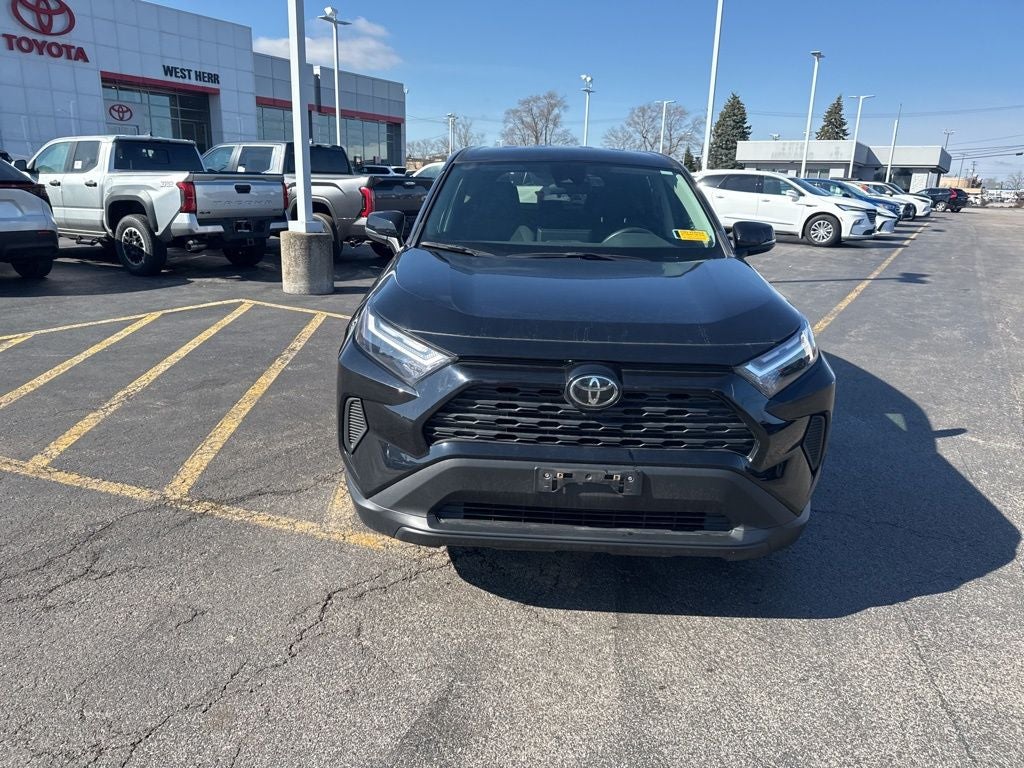 2023 Toyota RAV4 LE