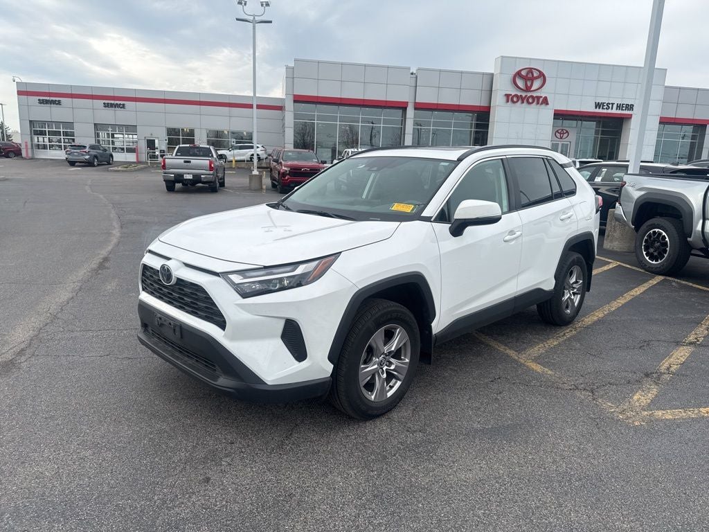 2023 Toyota RAV4 XLE