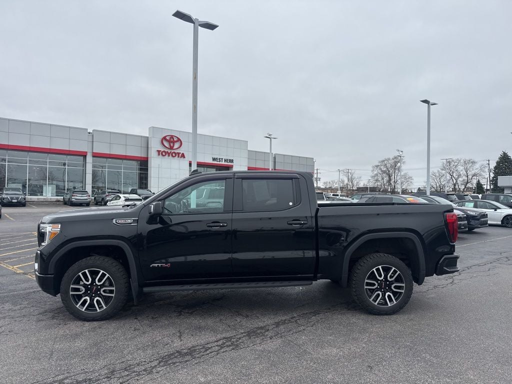 2021 GMC Sierra 1500 AT4
