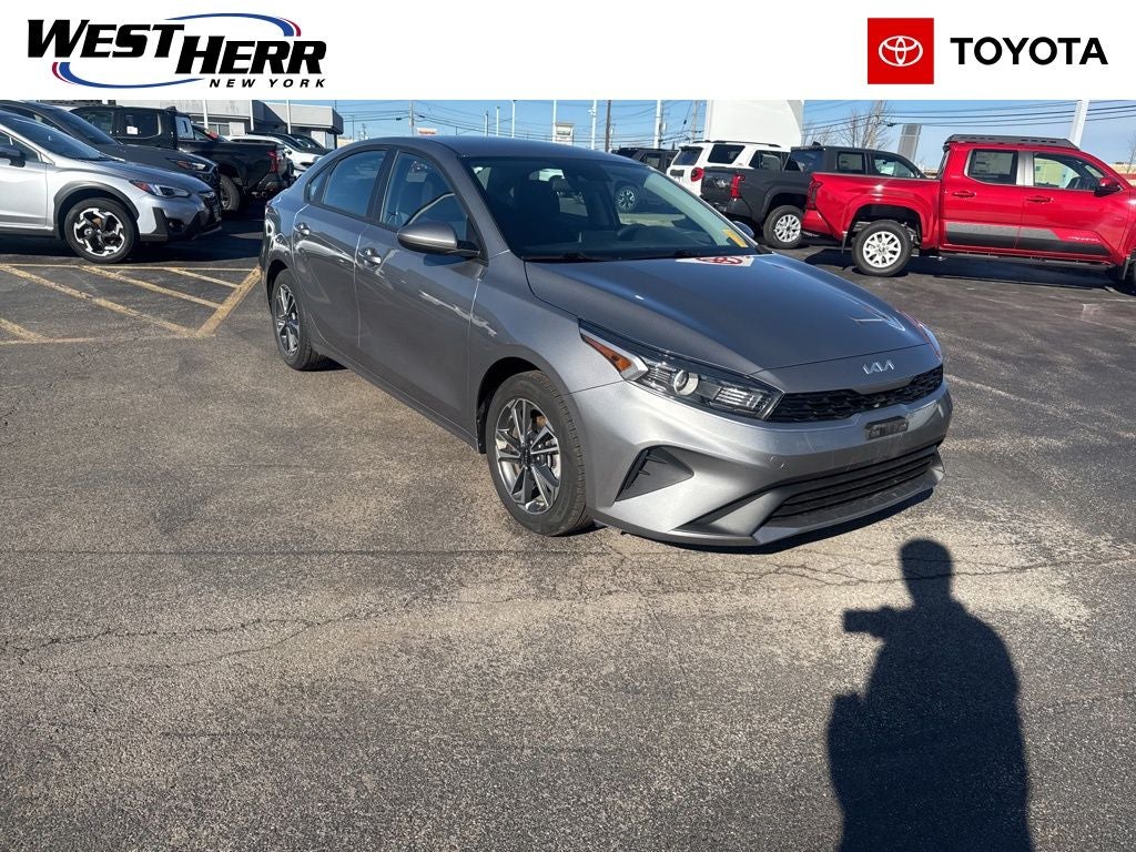 2023 Kia Forte LXS