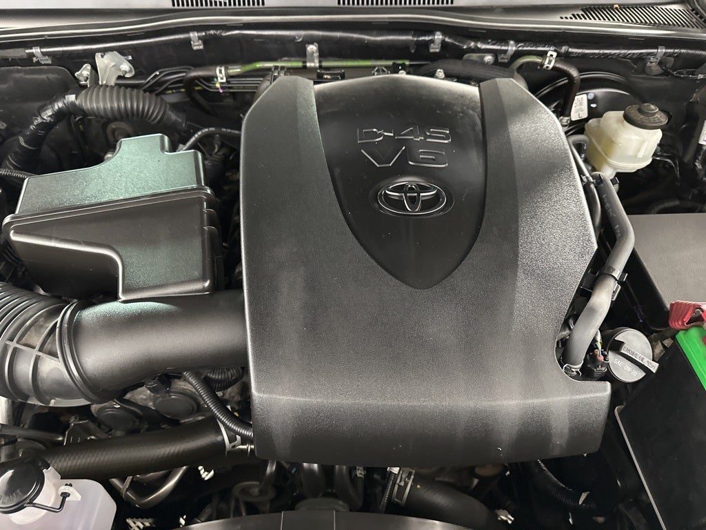 2022 Toyota Tacoma TRD Sport V6