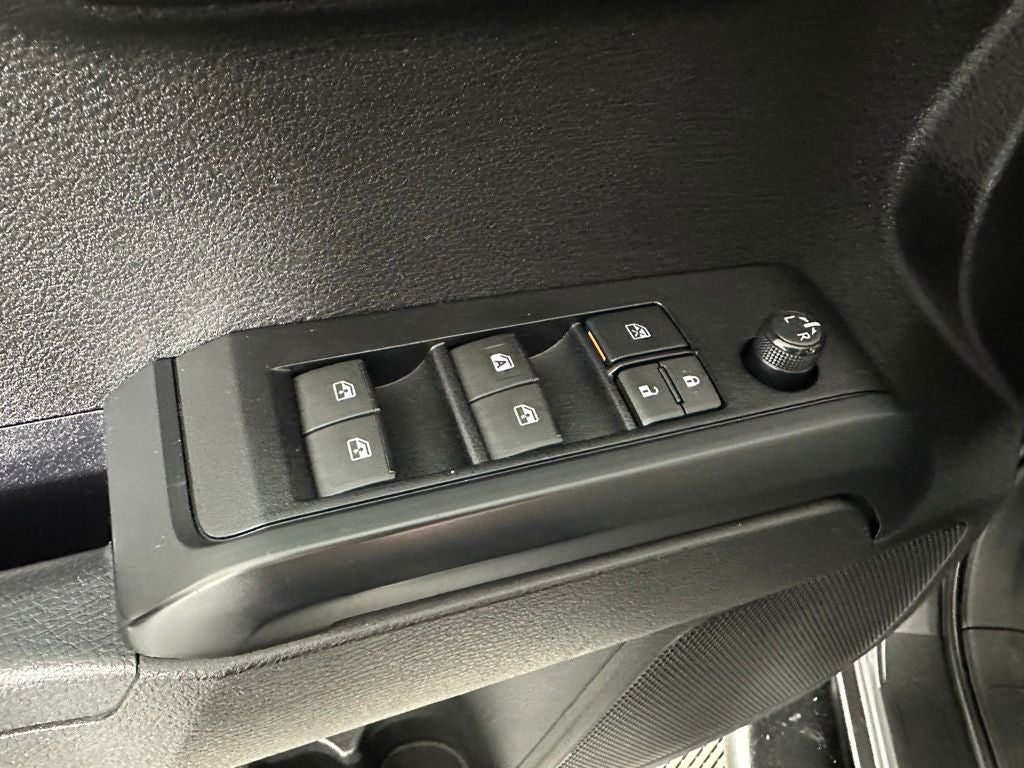 2021 Toyota Tacoma SR V6