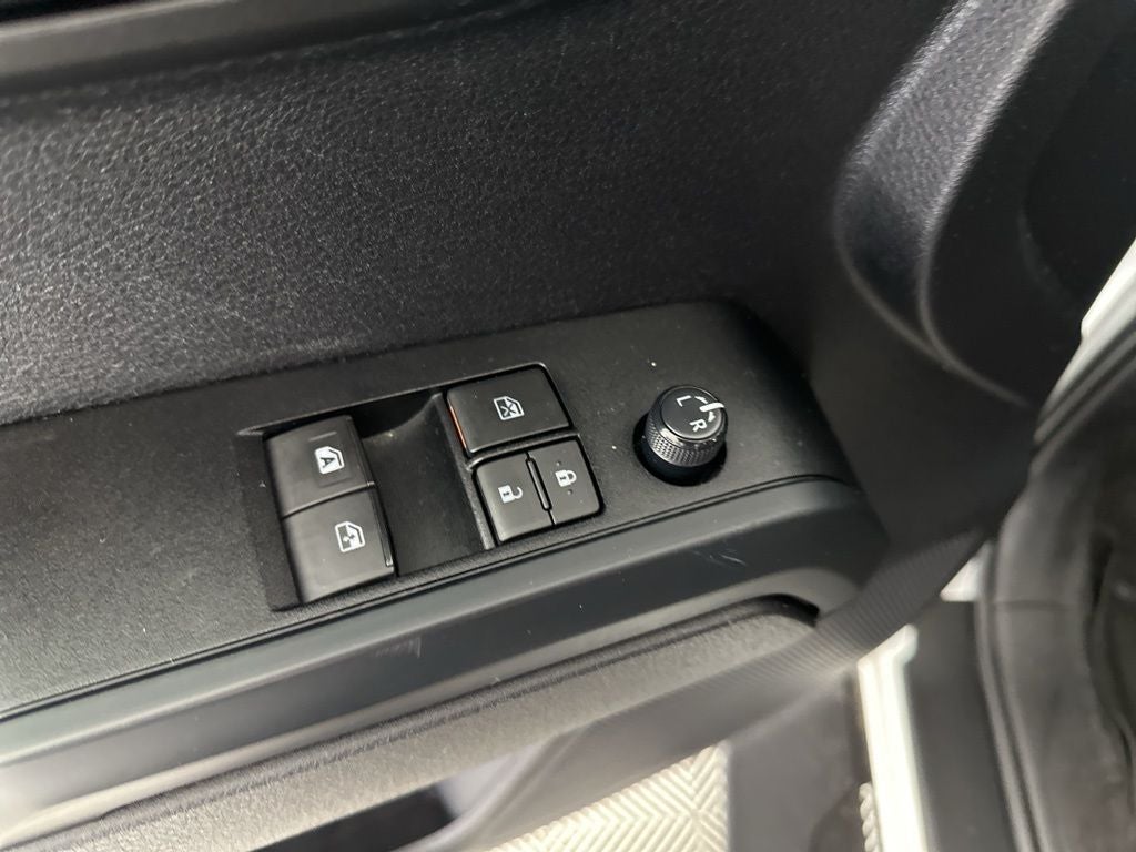 2021 Toyota Tacoma SR V6