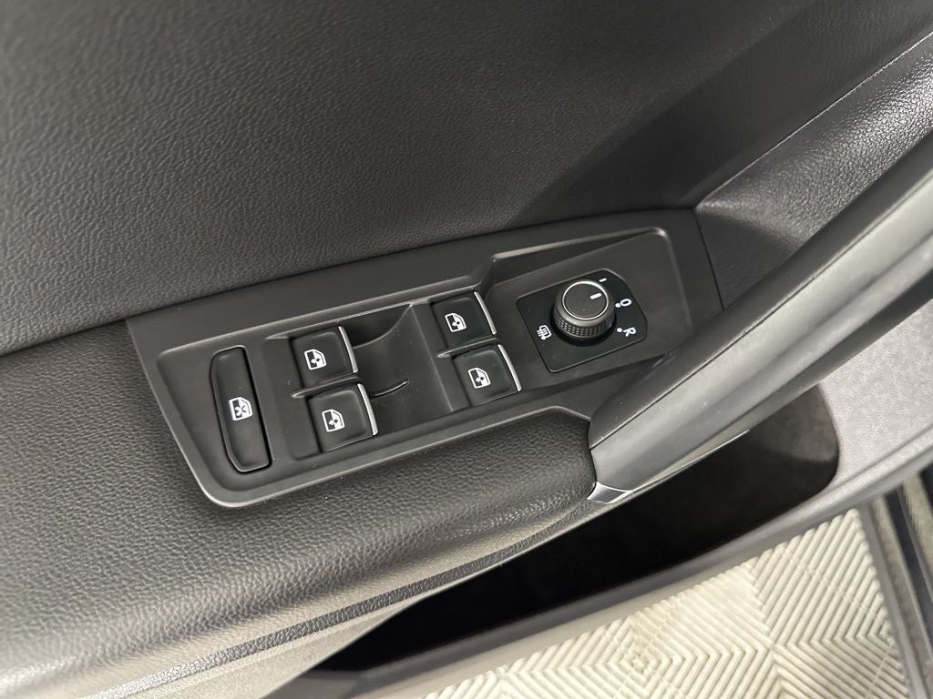 2020 Volkswagen Tiguan 2.0T SE R-Line Black 4Motion