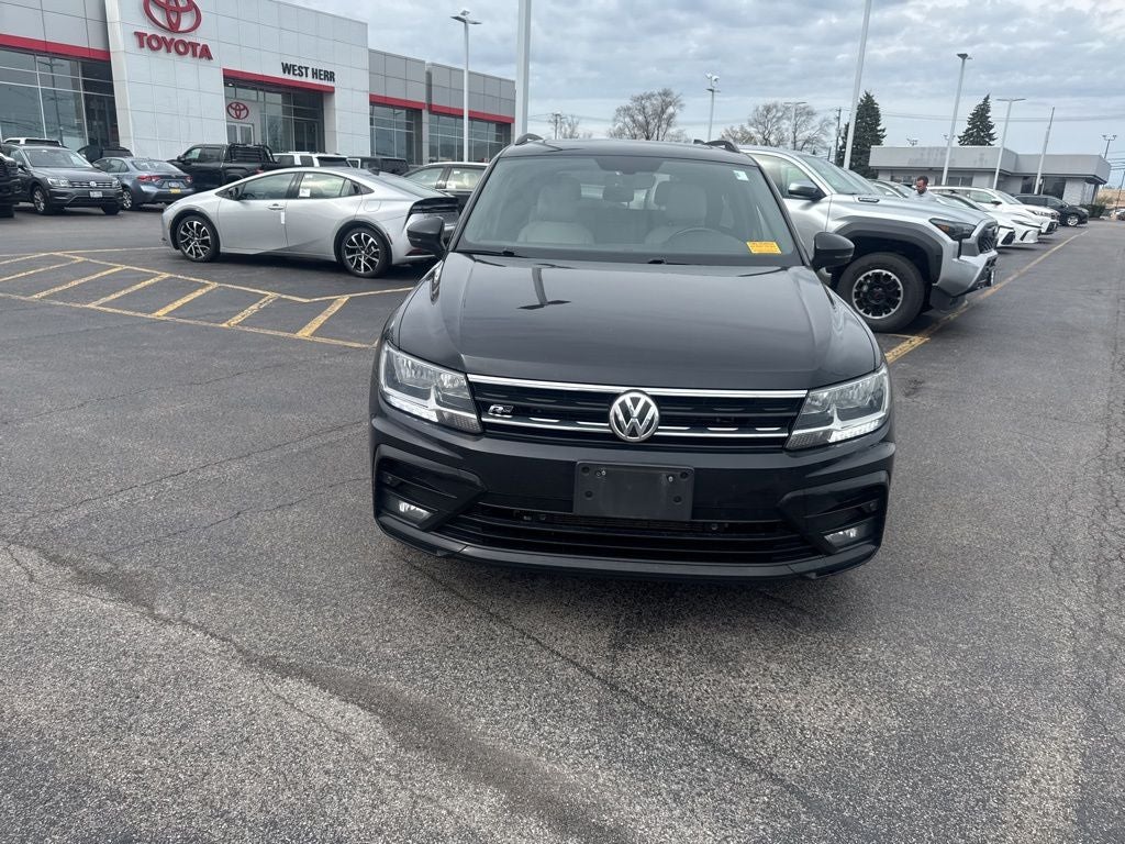2021 Volkswagen Tiguan 2.0T SE R-Line Black