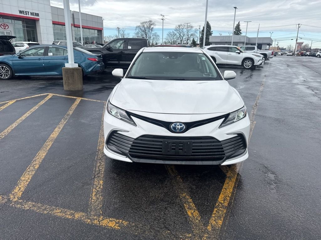 2023 Toyota Camry Hybrid LE