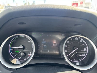 2023 Toyota Camry Hybrid XLE