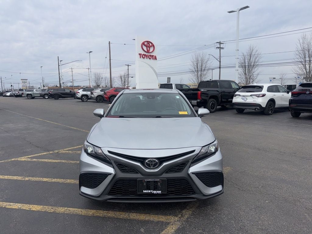 2022 Toyota Camry SE