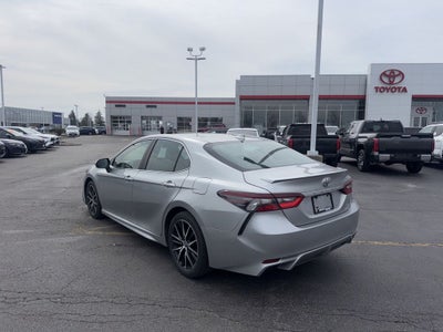 2022 Toyota Camry SE