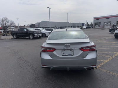 2022 Toyota Camry SE