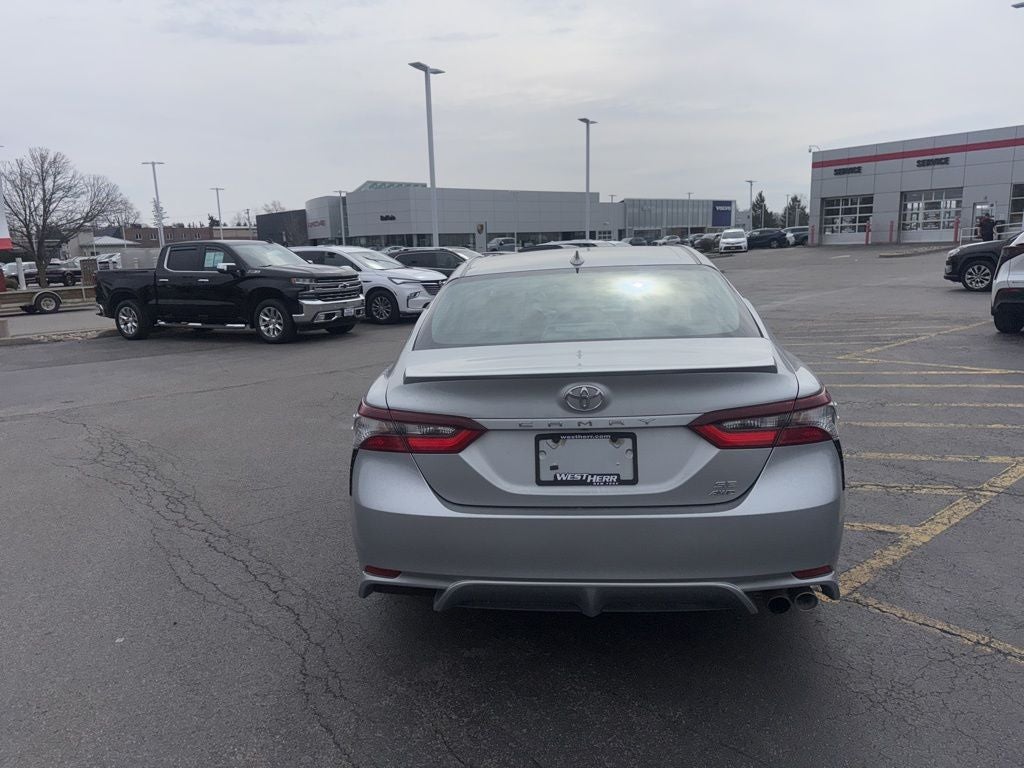 2022 Toyota Camry SE