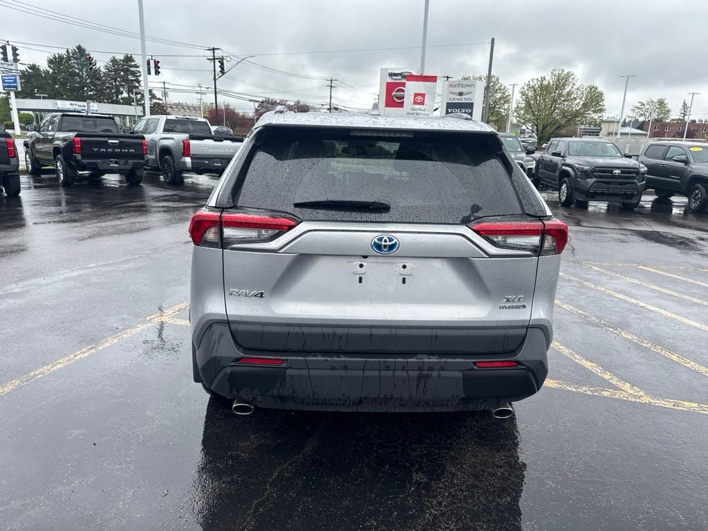 2023 Toyota RAV4 Hybrid XLE