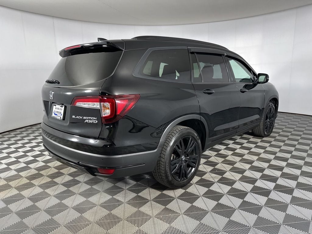 2022 Honda Pilot Black Edition