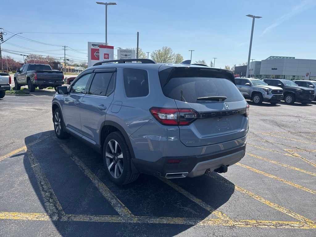 2025 Honda Pilot Touring