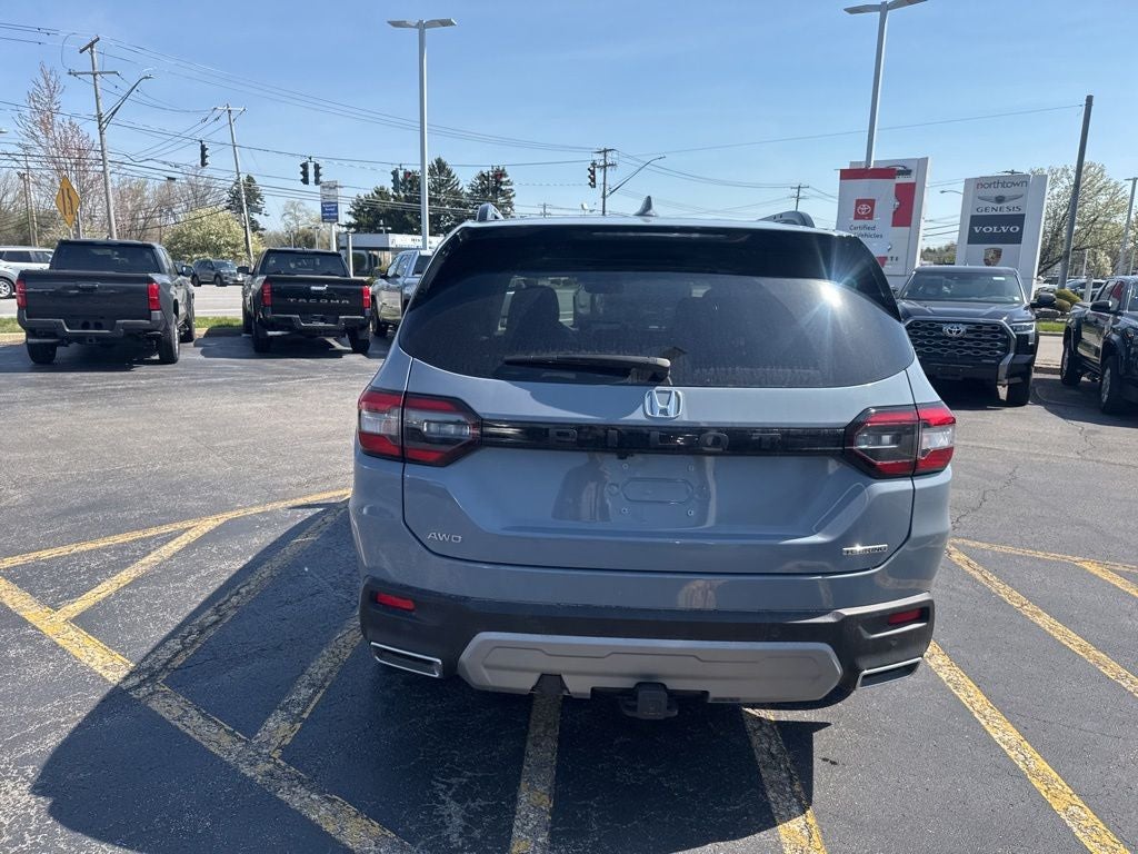 2025 Honda Pilot Touring