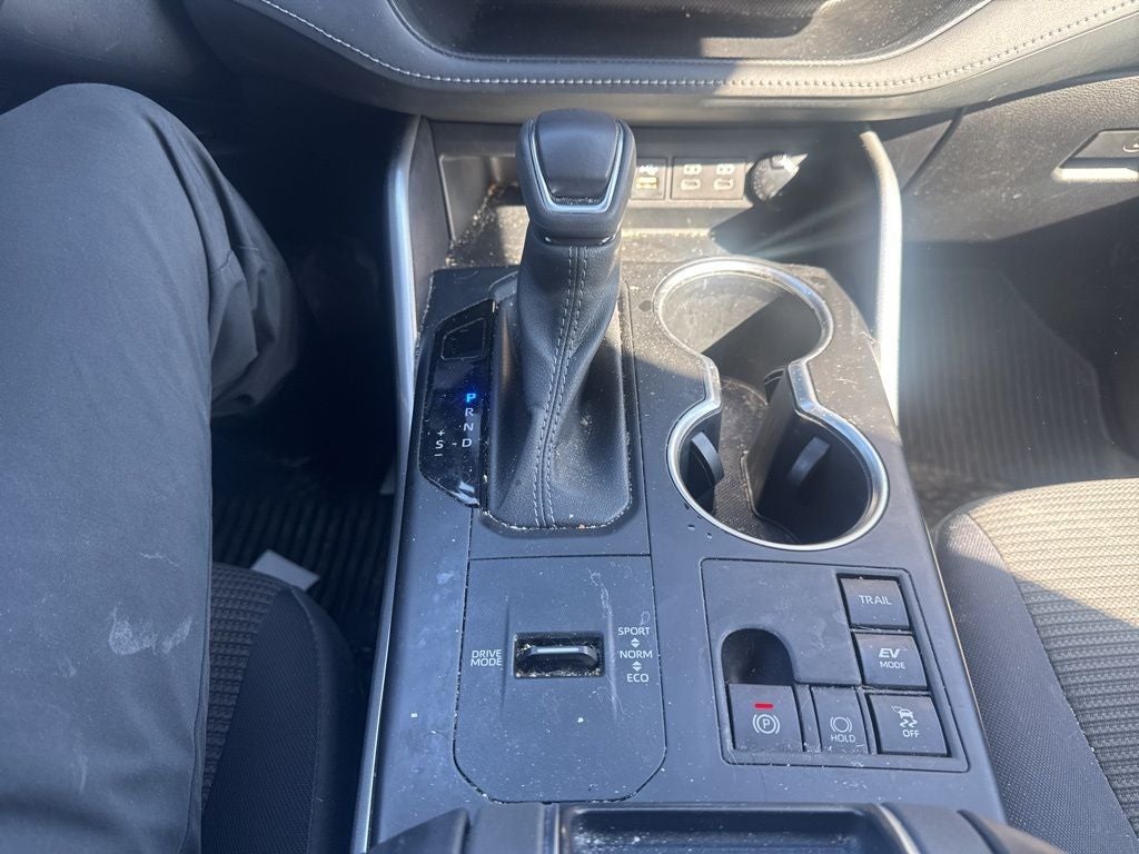 2023 Toyota Highlander Hybrid LE