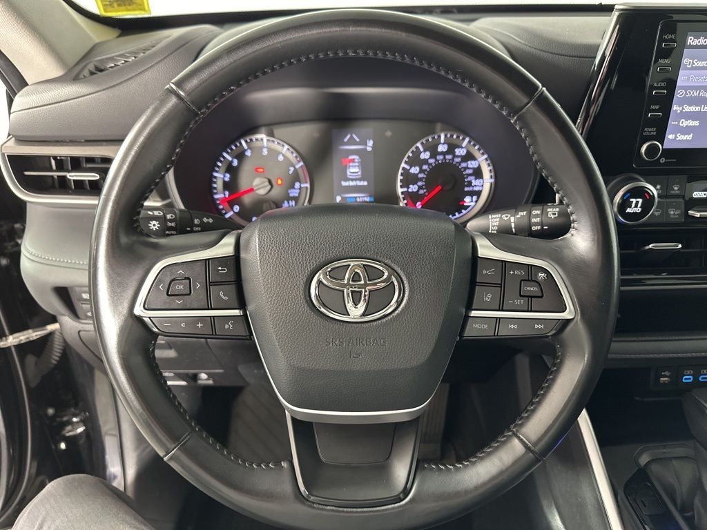 2022 Toyota Highlander LE