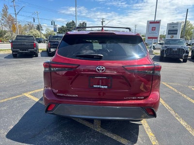 2022 Toyota Highlander Limited