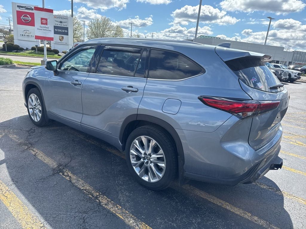 2022 Toyota Highlander Limited