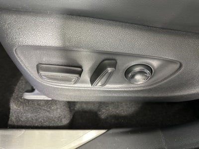 2025 Toyota Highlander Hybrid Platinum