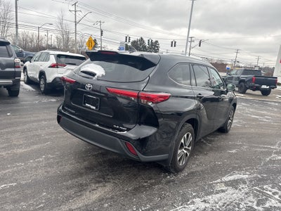 2022 Toyota Highlander XLE