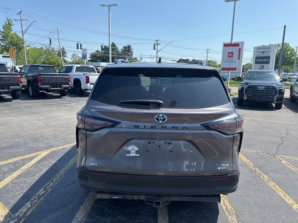 2024 Toyota Sienna XLE 7 Passenger