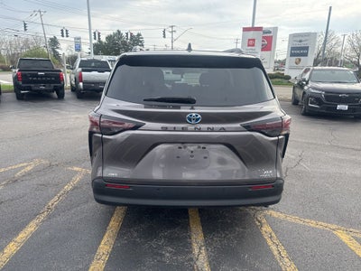 2024 Toyota Sienna XLE 7 Passenger