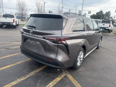 2024 Toyota Sienna XLE 7 Passenger